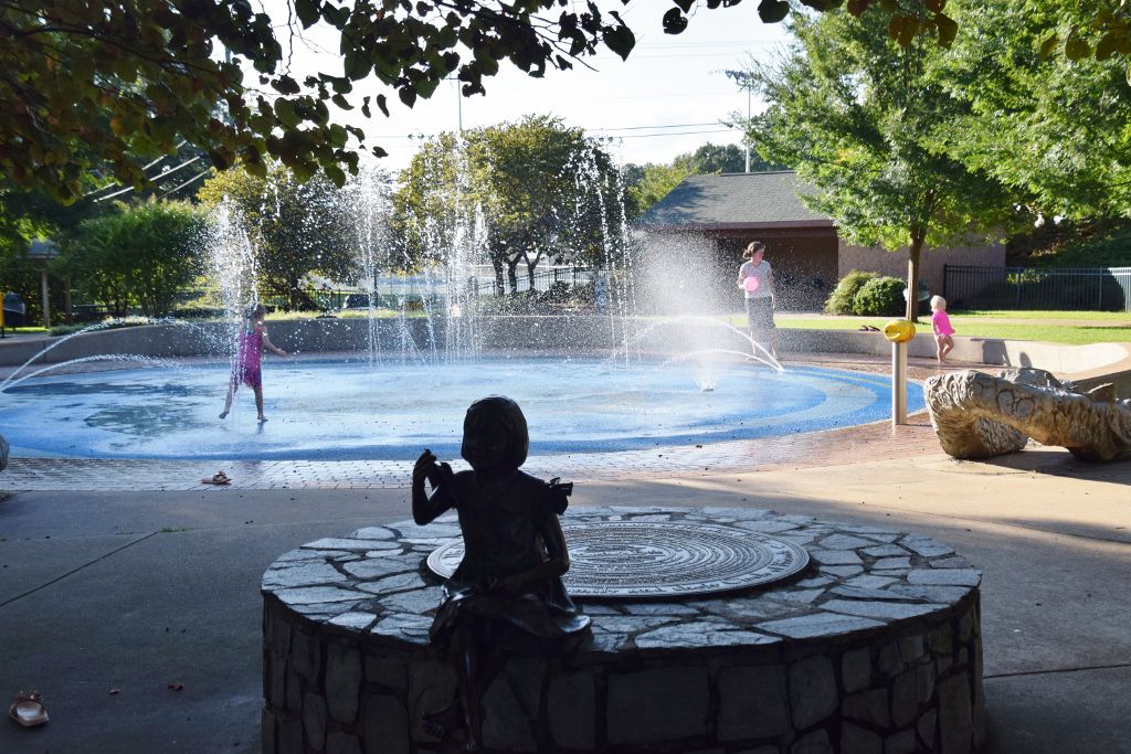 flowers and marthas fountain8-19 002 (1024x683).jpg